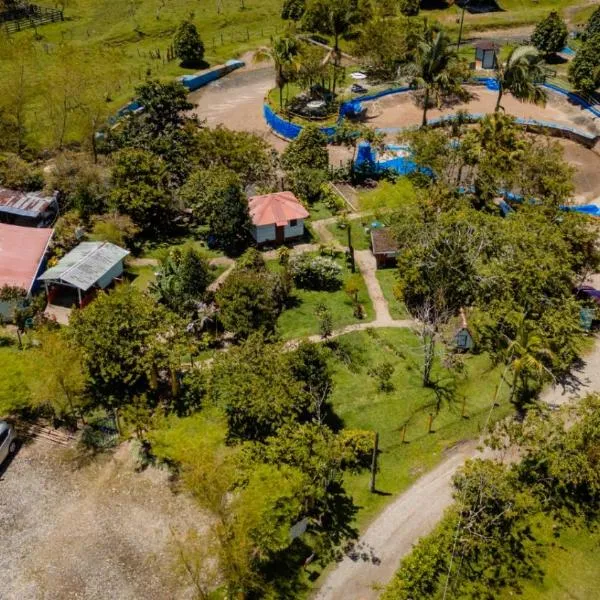 Ecohotel El Amarradero, hotel in Alejandría
