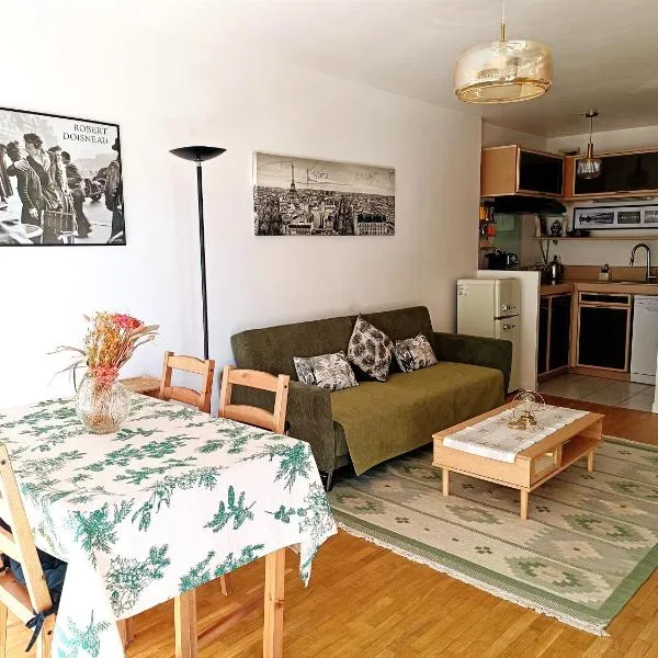 Appartement 2 pièces 30' Centre de Paris, hôtel à Carrières-sous-Poissy