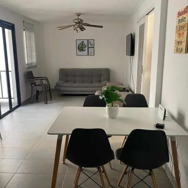 Nice apartment near the beach Bello Horizonte – hotel w mieście Santa Marta