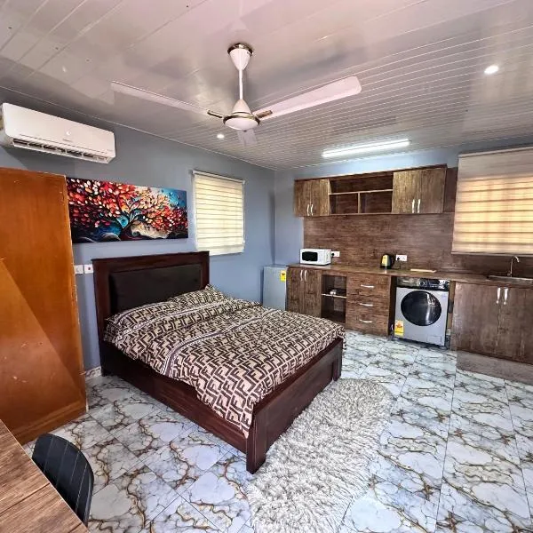 TN Residence - Studio 1, East Legon, hotell i Accra