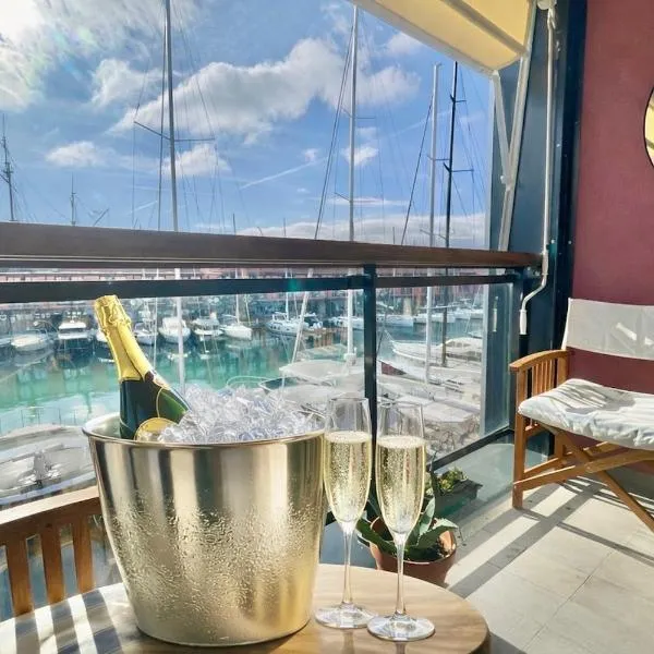 HFA Morosini by the Sea parcheggio incluso, Hotel in Genua