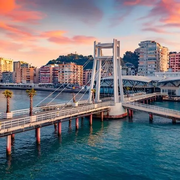 Vollga Luxury Grand Apartment, hotel i Durrës