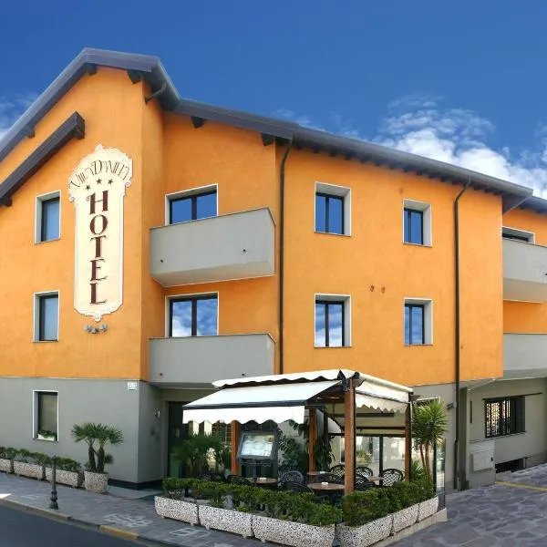 New Automatic Villa Daniela, hôtel à San Bartolomeo al Mare