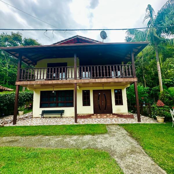 Casa refúgio na Serra
