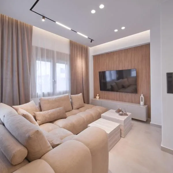 SOLUNA Hideaway Athens - Luxury Jacuzzi Suite, hotel in Athens
