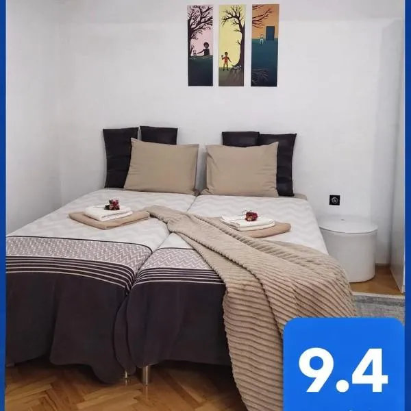 View - city center, self check in, free parking, hotel in Skopje