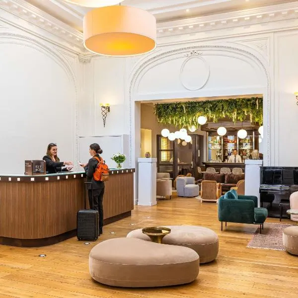 Mercure Lille Roubaix Grand Hôtel, хотел в Рубе