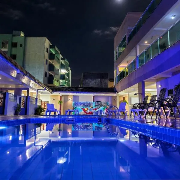 Aurora Grand Family Hotel, hotel en Peruíbe