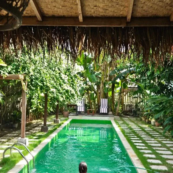 Mantra Yoga Homestay, hotel v destinácii Tanjung