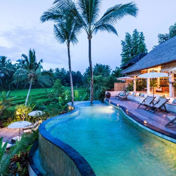 Calma Ubud Suite & Villas, hotel v mestu Mambat