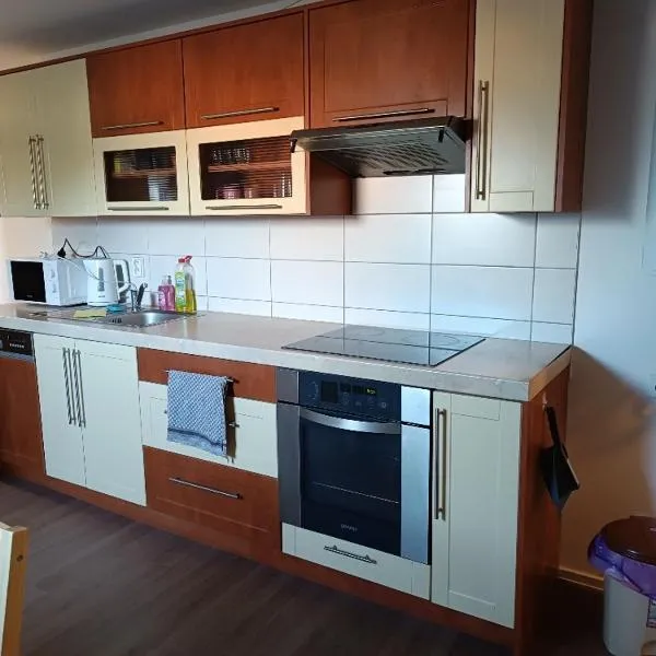 Apartmány MARTIN SARVAŠ 5 โรงแรมในตาโคฟ