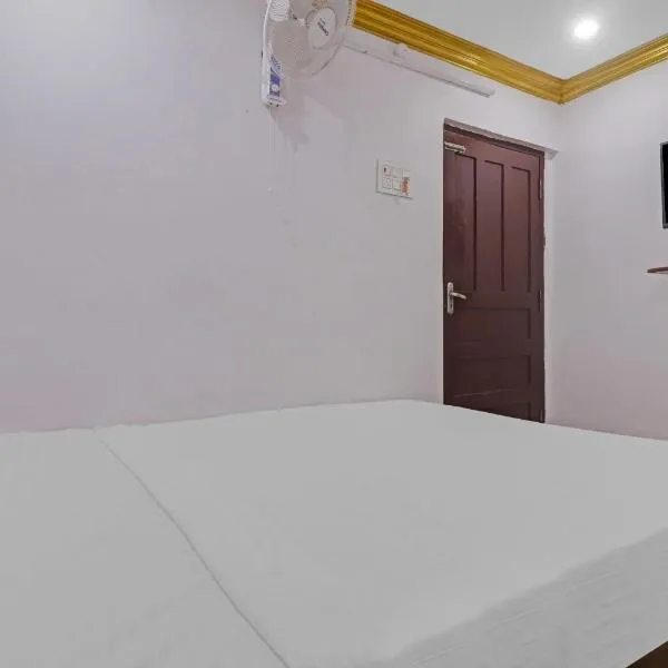 Super Hotel O V Guest Inn, hotel v destinaci Ameerpet