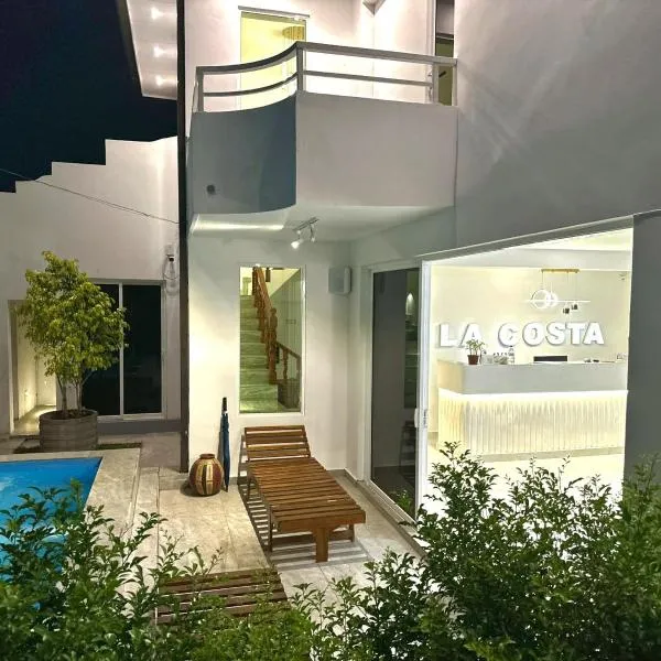 La Costa Hotel, hotel u gradu Katunayaka