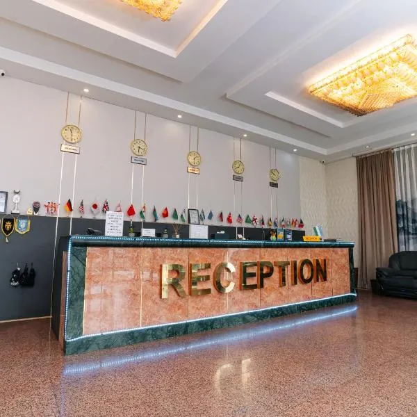 Sayohat Hotel، فندق في طشقند
