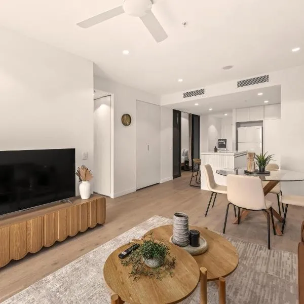Queen’s Wharf | City Lights Escape + Pool, Parking, Hotel in Brisbane