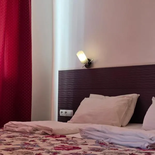 Villa Elena, Hotel in Yanoshi