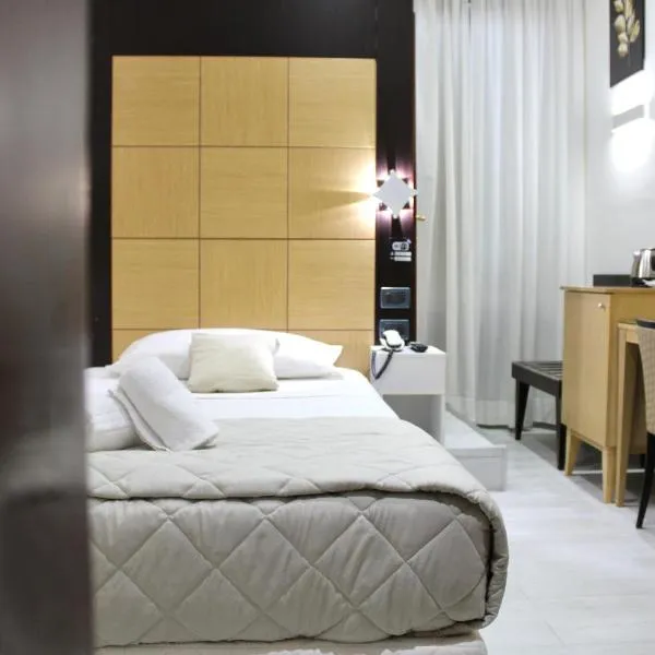 Hotel Fiorella Milano，米蘭的飯店