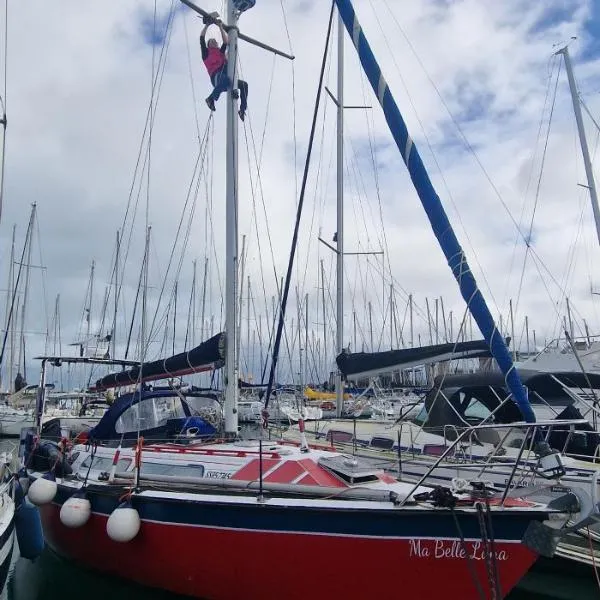 Ma Belle Lana, Voilier Familial, Superbe Vue sur Mer, hotel sa Cherbourg en Cotentin