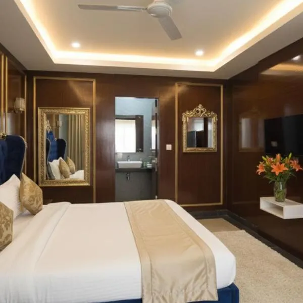 Hotel Park Pride Near IGI Airport Delhi, hotel i Champawat