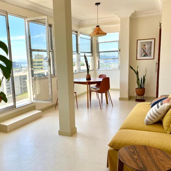 Spacious flat in Gloria with balcony and views