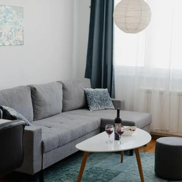 SK Blue apartment, khách sạn ở Lukavica