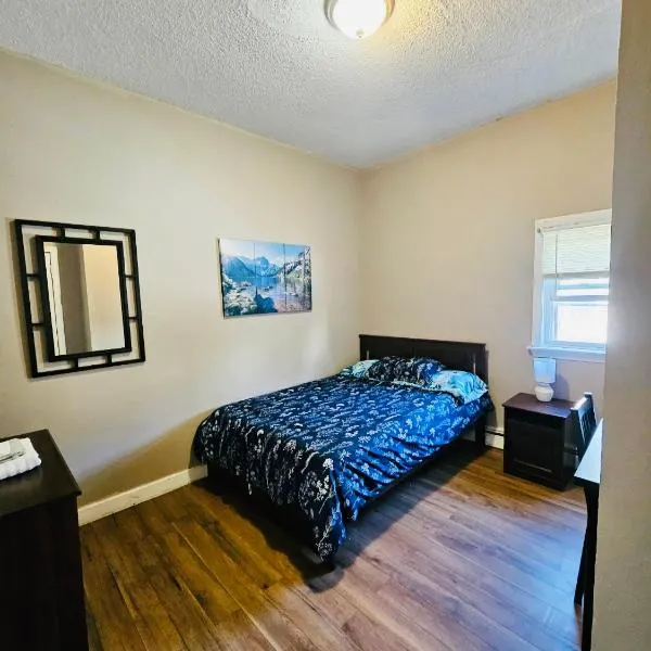 Suites on East Side near Whole Foods, Brown University, Miriam Hospital, MBTA, Downtown,, hotel em Providence