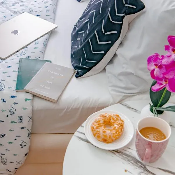 A Scandinavian-Inspired Studio Unit in Centro Spatial Davao, hotel en Davao