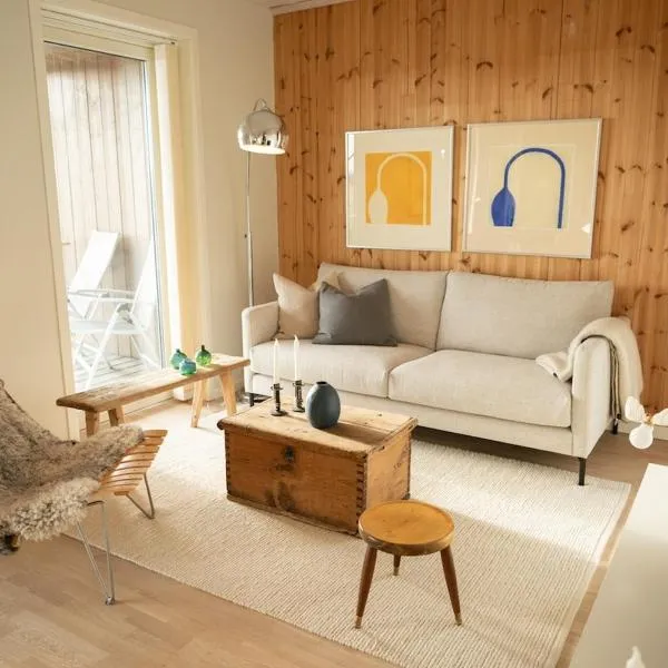 Modern 1BR, Balcony & Free Parking, Hotel in Stavanger
