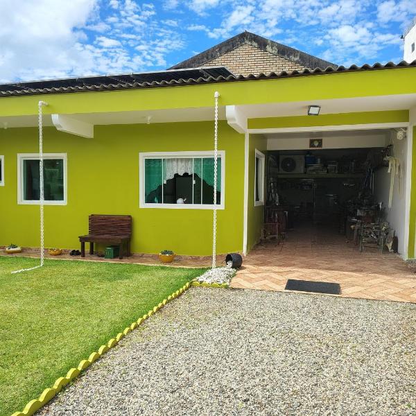 Casa na praia da armação do pântano do Sul