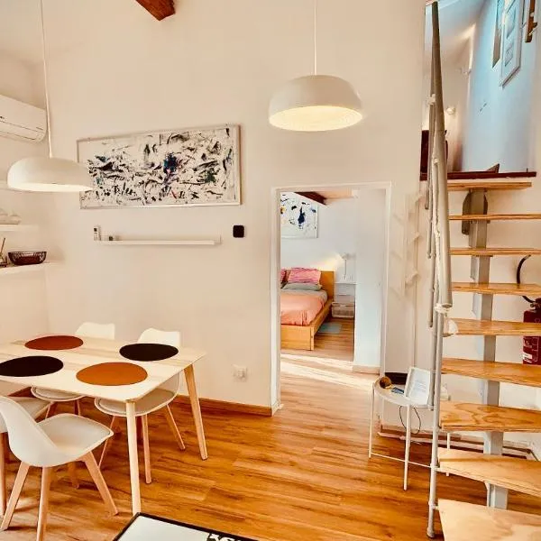 Casa Malù, Corso Italia Piombino AC, hotelli kohteessa Piombino