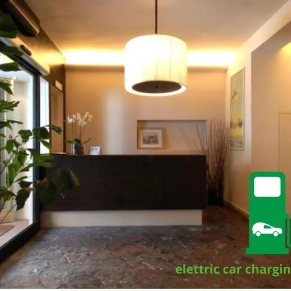 Hotel Touring: Livorno şehrinde bir otel