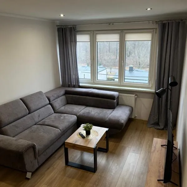 Apartament nad morzem Darłowo Rynkowa, хотел в Дарлово