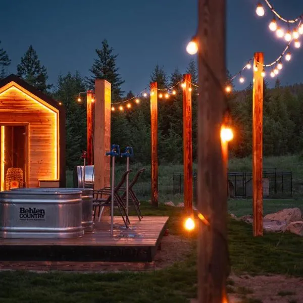 Mountaintop Off Grid Resort & Spa, hotel em Rock Creek