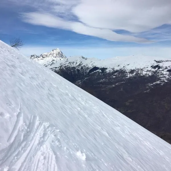 Baita Alpina di Pinot, hotel v destinácii Frassino