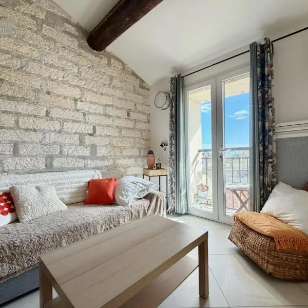 Le Nid Sétois - Vue Mont St Clair, Dernier étage avec ascenseur, Face à la gare: Sète'de bir otel