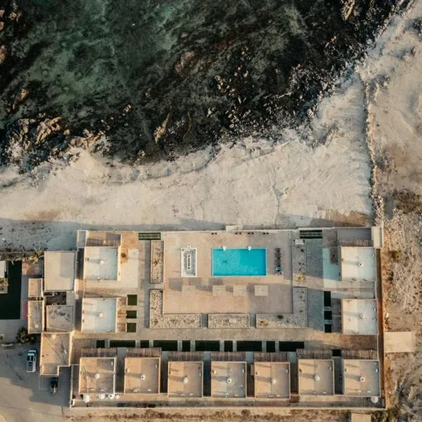 Roushan Resort، فندق في مرباط