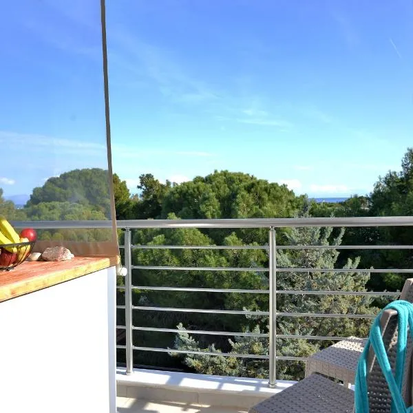 SunDay Free Airport Shuttle, hotel i Artemida