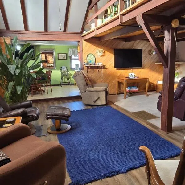 Our Rustic Home Country Retreat, hotel in Rochert