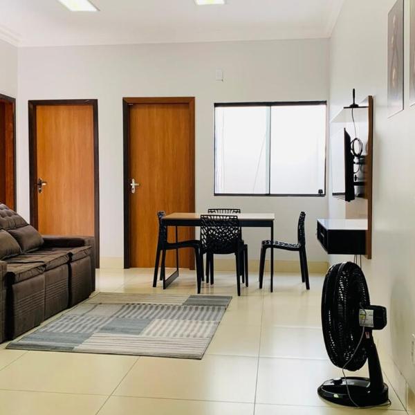 Excelente Apto 2º Piso no Centro da Cidade - Foto 5