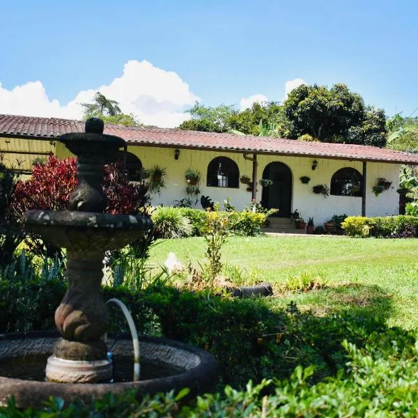 Finca en Barbosa Descanso Naturaleza y Desconexion，巴伯沙的飯店