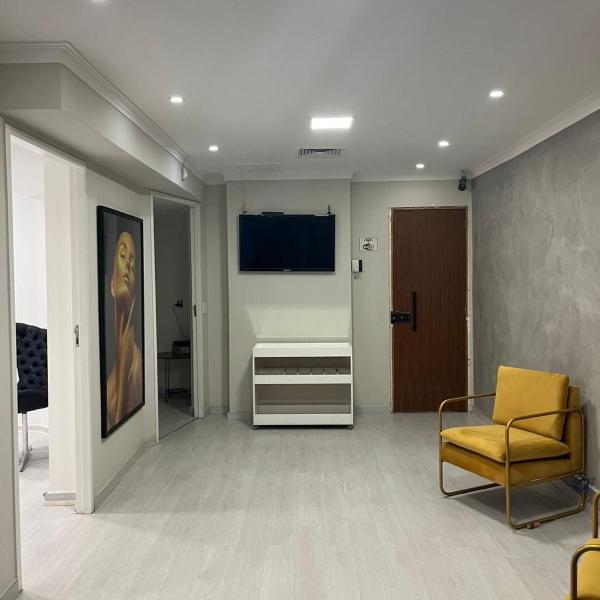 5 Bedroom Apartment Downtown SP next to Republica Subway Station