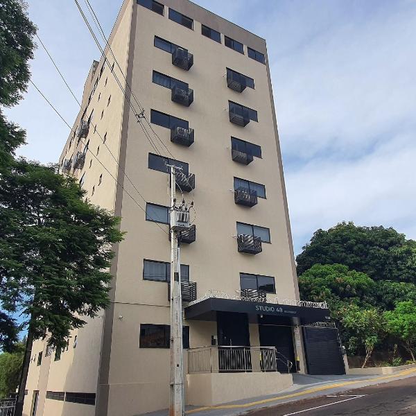 Studio novo no centro de Foz, próximo de tudo