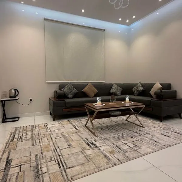 شقق خلف مطار الملك عبدالعزيز, hotel en Buraymān