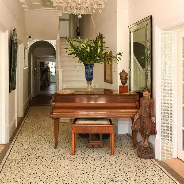 Orchid House, Hotel in West Worthing