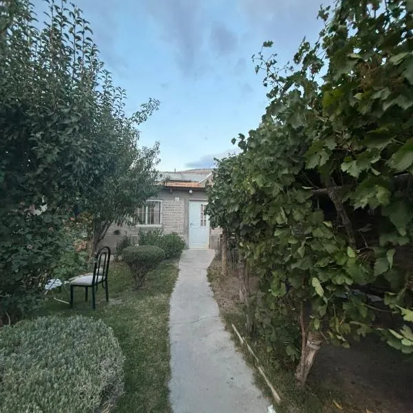 Lo de Celia, hotel i Chos Malal