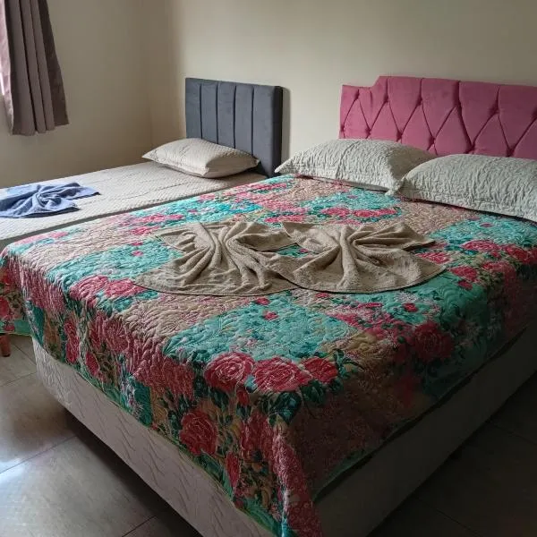 Casa Alto Padrão px ao Centro, viešbutis mieste Lavras