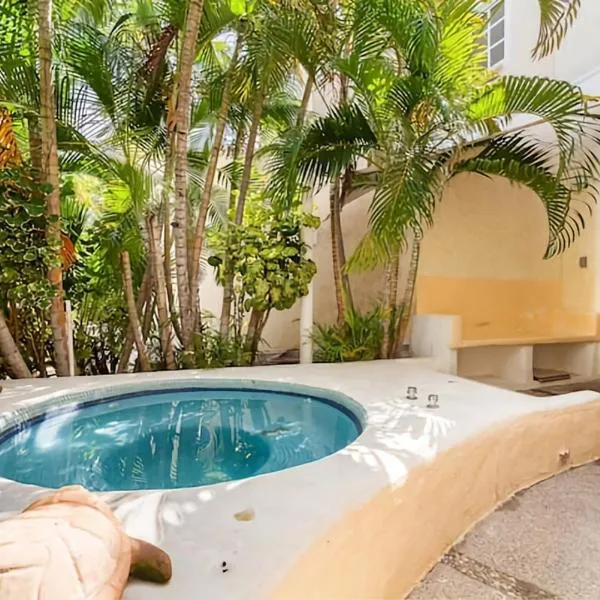 Casa o Villa Puente del Mar Families y Grupos, Pets, Wifi Roku tv and Jacuzzi Privada Puente del Mar, ξενοδοχείο στο Ακαπούλκο