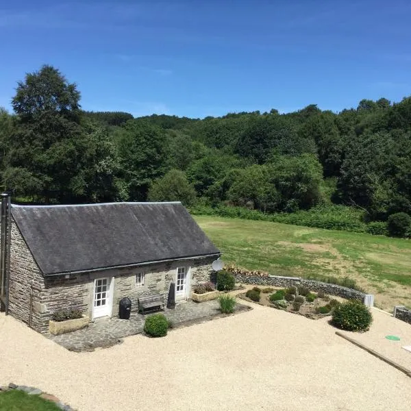 Gite Moulin du Squiriou, hotel v destinaci Berrien