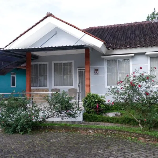 Diyar Villas Puncak F4/8, hotel di Puncak