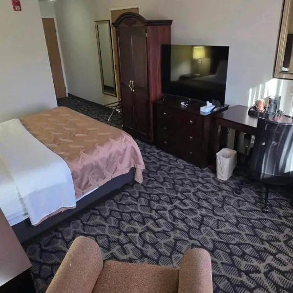 Quality Inn & Suites Eldridge Davenport North, hotel in Eldridge